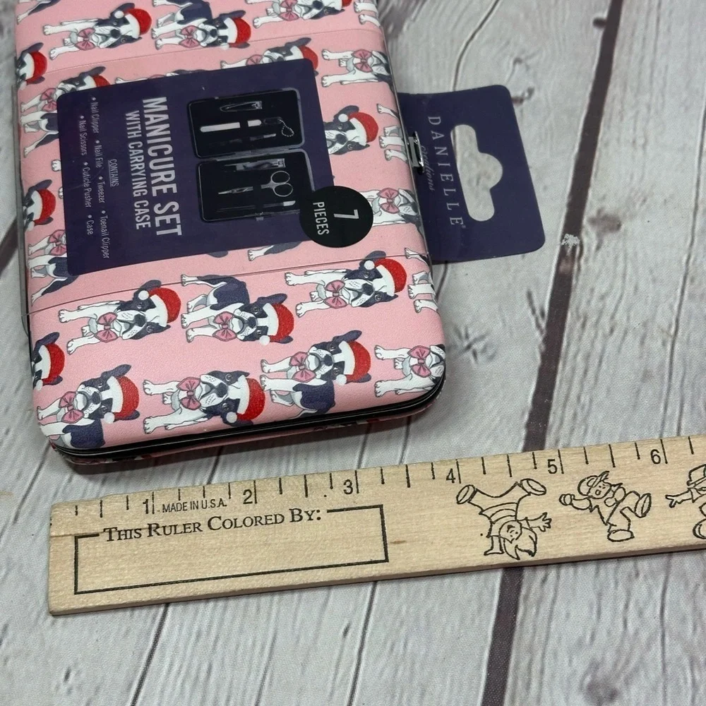 NWT danielle manicure set with carrying case cala nail files boston terrier